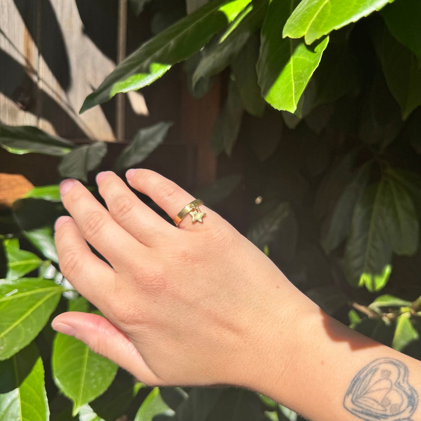 lucky (star) ring
