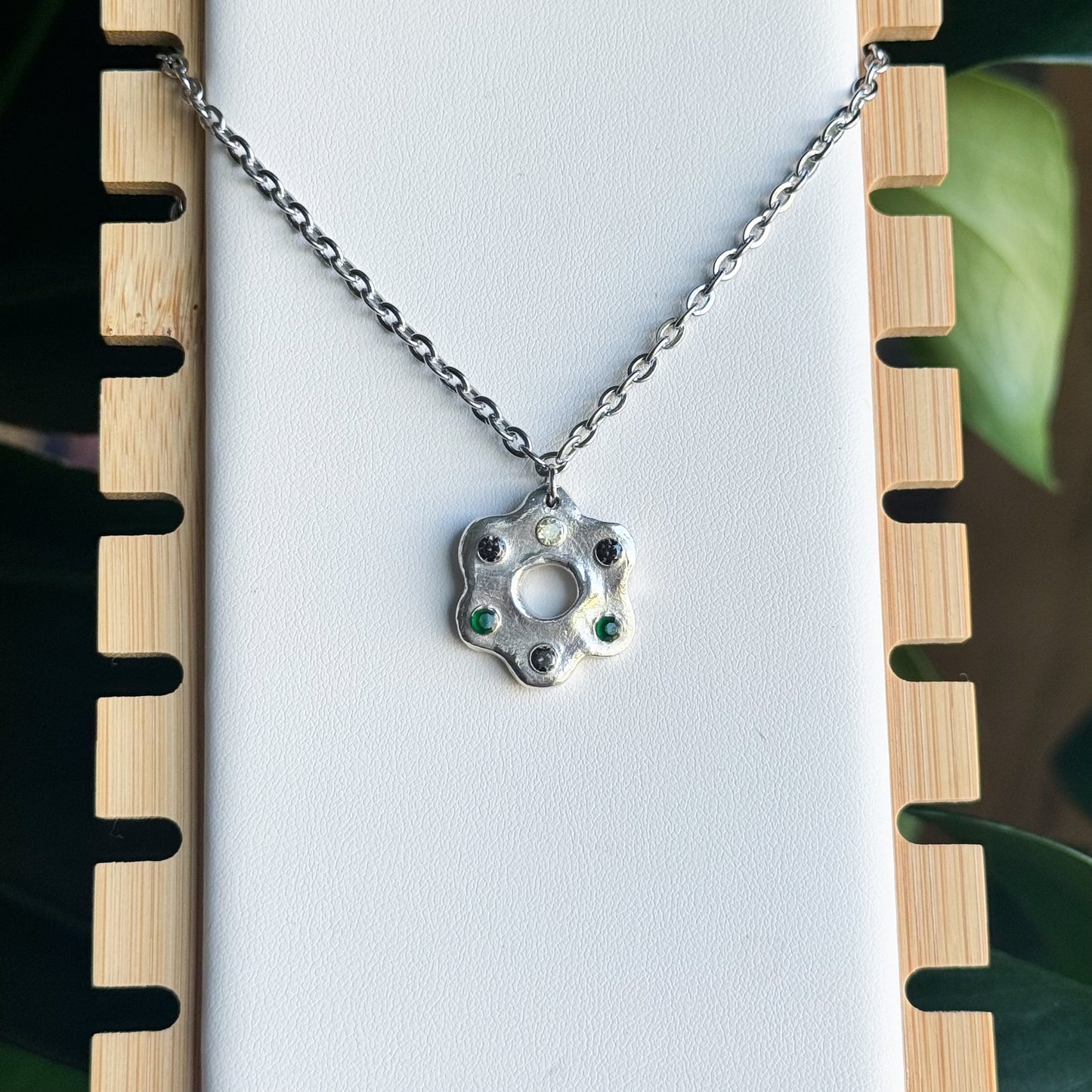 eternal bloom necklace