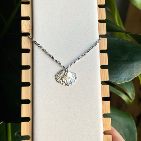 mycelia bloom necklace